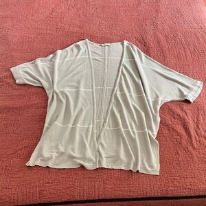 Gentle Fawn women’s Gray Knit Sweater size small fits bigger in my opinion s/m/l